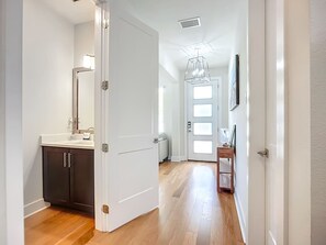 Interior - Sarasota Luxury Vacation for 12 (Sarasota)