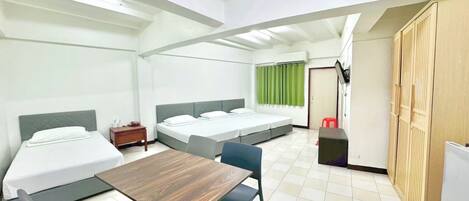 Free WiFi, bed sheets