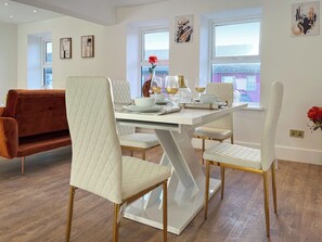 Dining - Wakefield House - Apartment 3 - UK49461 (Blackpool)