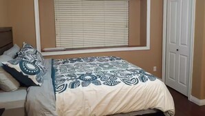 Unclassified image, 5 of 14, button - Small, renovated, private 1 bedroom bathroom in front of bus stop to downtown. (Vancouver)