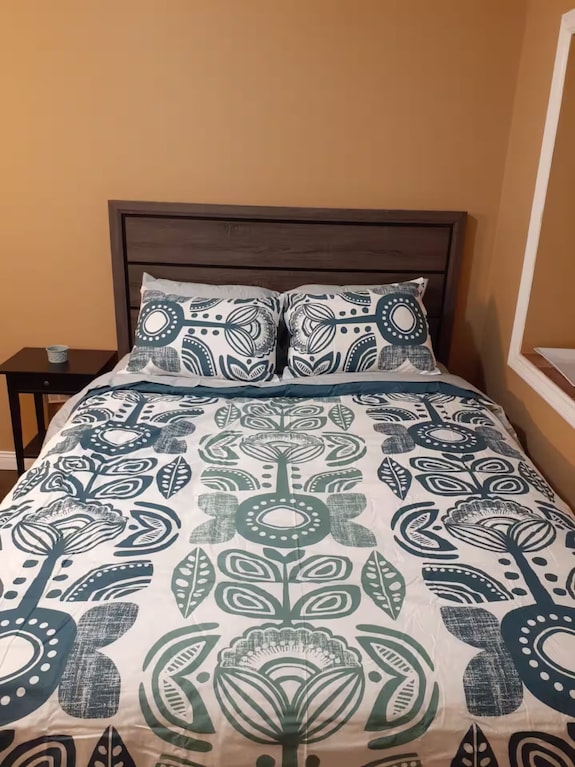 Small, Renovated, Private 1 Bedroom Bathroom In Front Of Bus Stop To Downtown. - 리치먼드