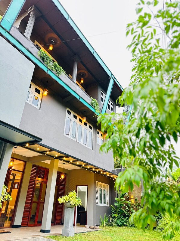 Interior entrance - Villa Machan Unawatuna (Unawatuna)