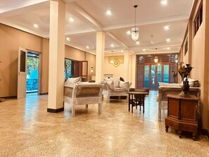 Front of property - Villa Machan Unawatuna (Unawatuna)