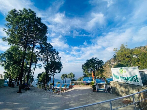 Exterior - The Pine Paradise (Kasauli)