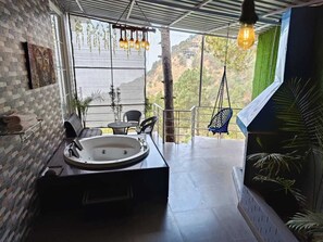 Free WiFi - The Pine Paradise (Kasauli)