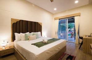 Kamar Double Klasik, pemandangan kolam renang | Wi-Fi gratis