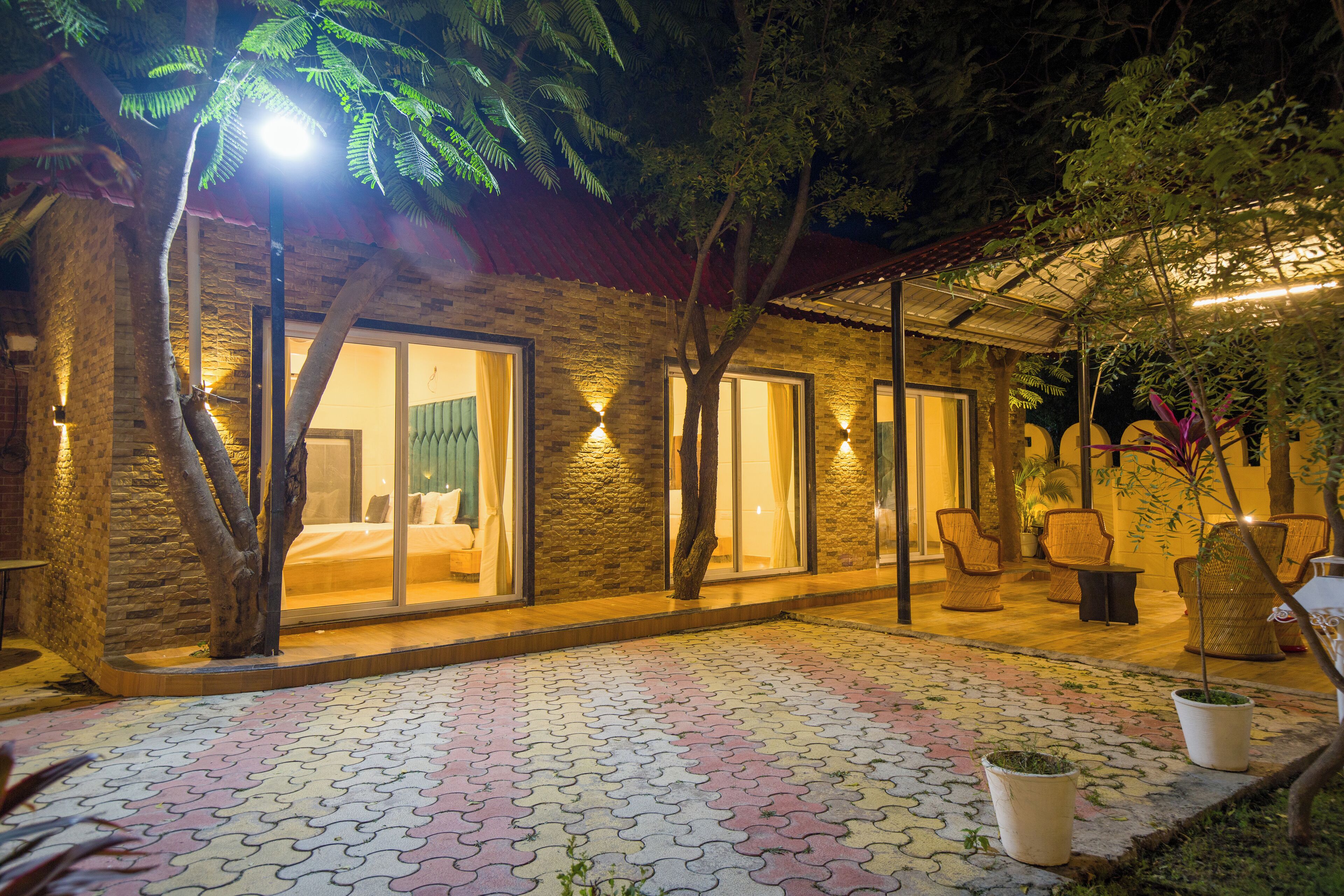 บริเวณภายนอก