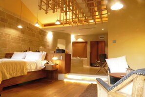 Superior Double Room, Mountain View | Living area | TV - Jinglu Lanshan Inn (Hangzhou)