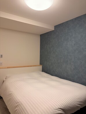 Laptop workspace, free WiFi, bed sheets - HOTEL LUNA SUTELLA (senndaisi aobaku tachimachi)
