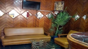 Quầy tiếp tân