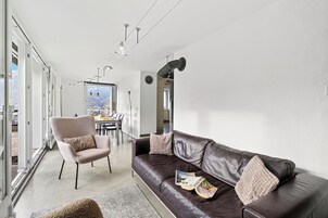 Family Apartment, Multiple Bedrooms, 2 Bathrooms, Mountainside (Casa la Tortue 1) | Living area | 21-inch flat-screen TV with cable channels