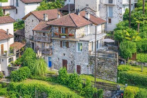 Apartamento família, vários quartos, 2 banheiros, ao lado da montanha (Casa la Tortue 1) | Fachada