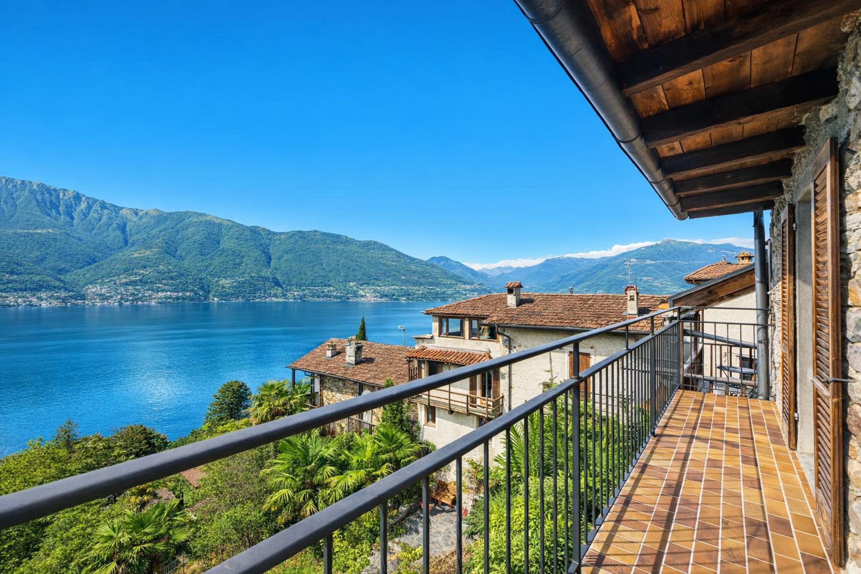 Appartamento familiare, camere multiple, 2 bagni, lato montagna (Casa la Tortue 1) | Esterni