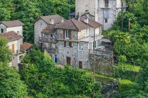 Appartement familial, plusieurs chambres, 2 salles de bains, côté montagne (Casa la Tortue 2) | Extérieur