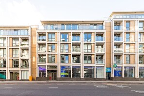 Exterior - Modern Two-Bed Near Angel Station (London)