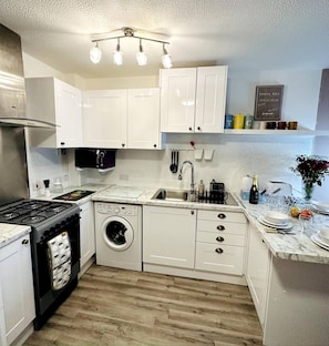 Appartement, 1 chambre, balcon, vue sur le jardin | Intérieur