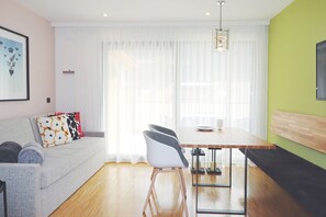 TV - Apartment Luis 4 - Alpstay (Naturns)