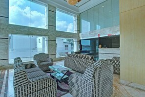 Reception - Hotel Meridian Inn (Tirunelveli)