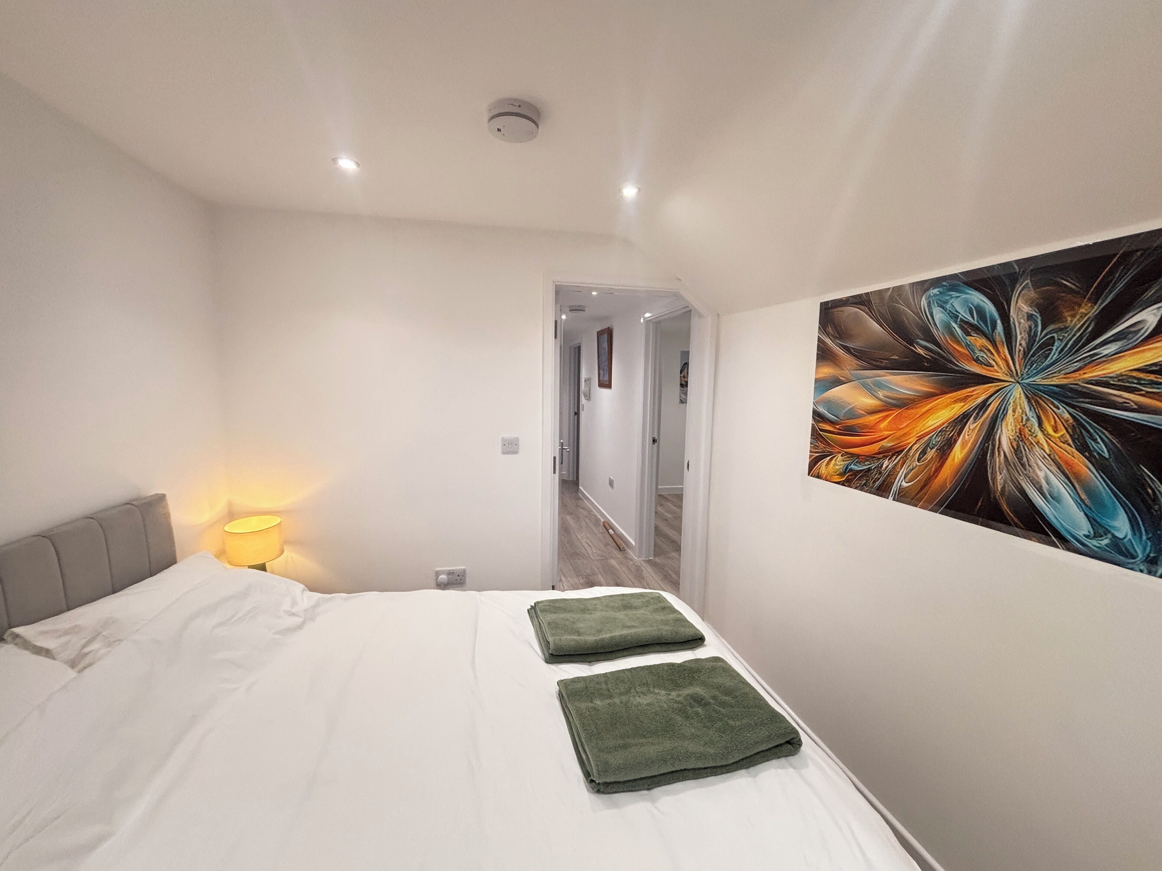 2 bedrooms, Internet, bed sheets