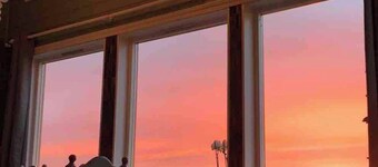 Cheerful cabin with sauna and great views