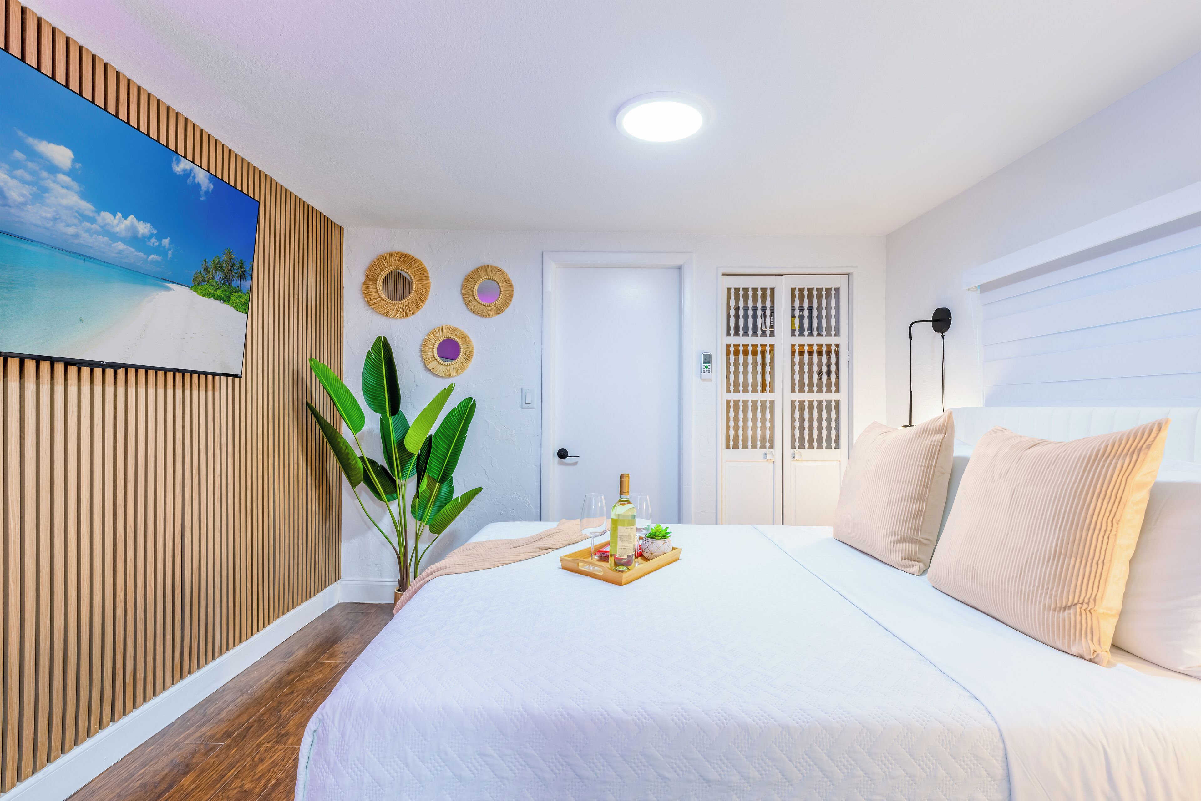 1 bedroom, iron/ironing board, WiFi, bed sheets