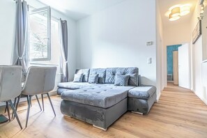 Living room - Sweet 2BR 1LR Apartment Donaustadt (Wien)