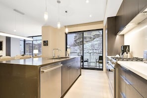 Fridge, microwave, oven, stovetop - Luxurious 3BR Suite w/ Fireplace | Lift Park City (Park City)