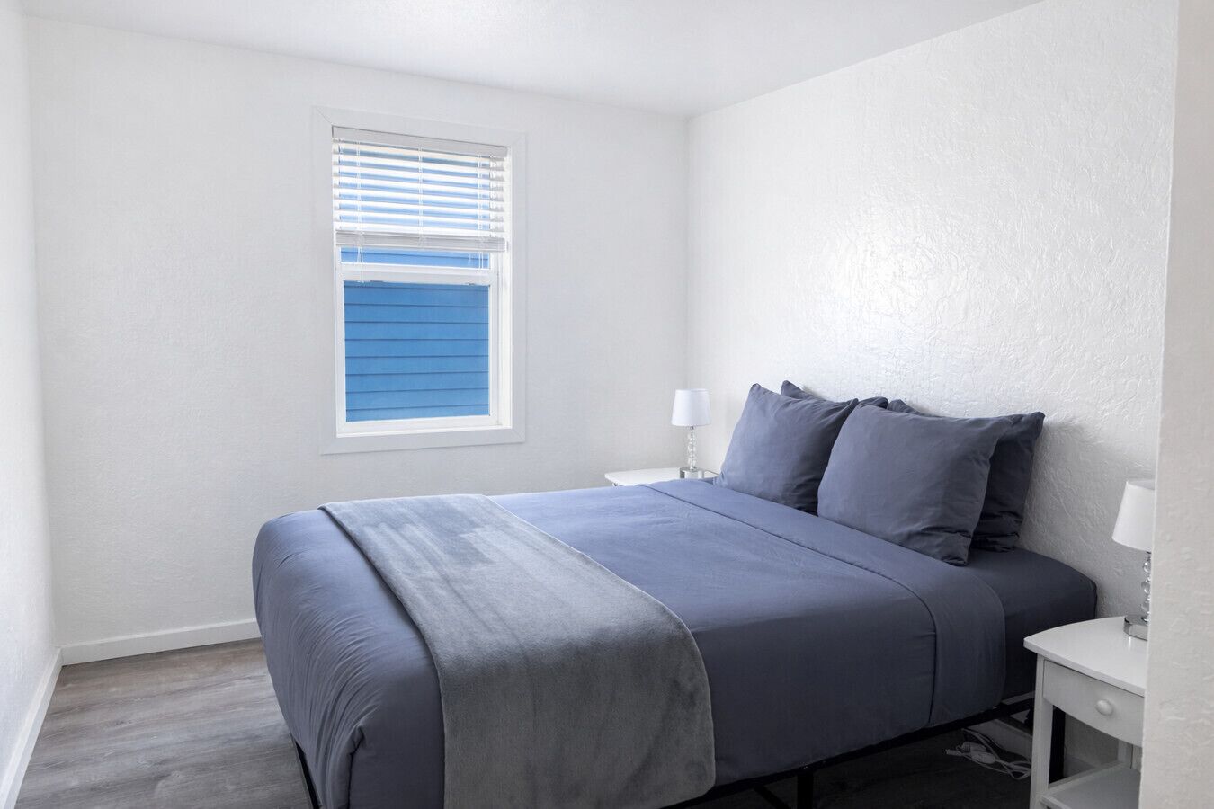 1 dormitorio, escritorio, wifi y ropa de cama