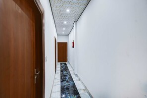 House | Interior - Collection O Sikandra Near Akbar Tomb (Agra)