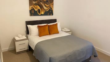 Iron/ironing board