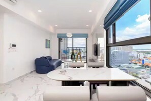 Familien-Suite, 3 Schlafzimmer, Zutritt zur Club Lounge, Stadtblick