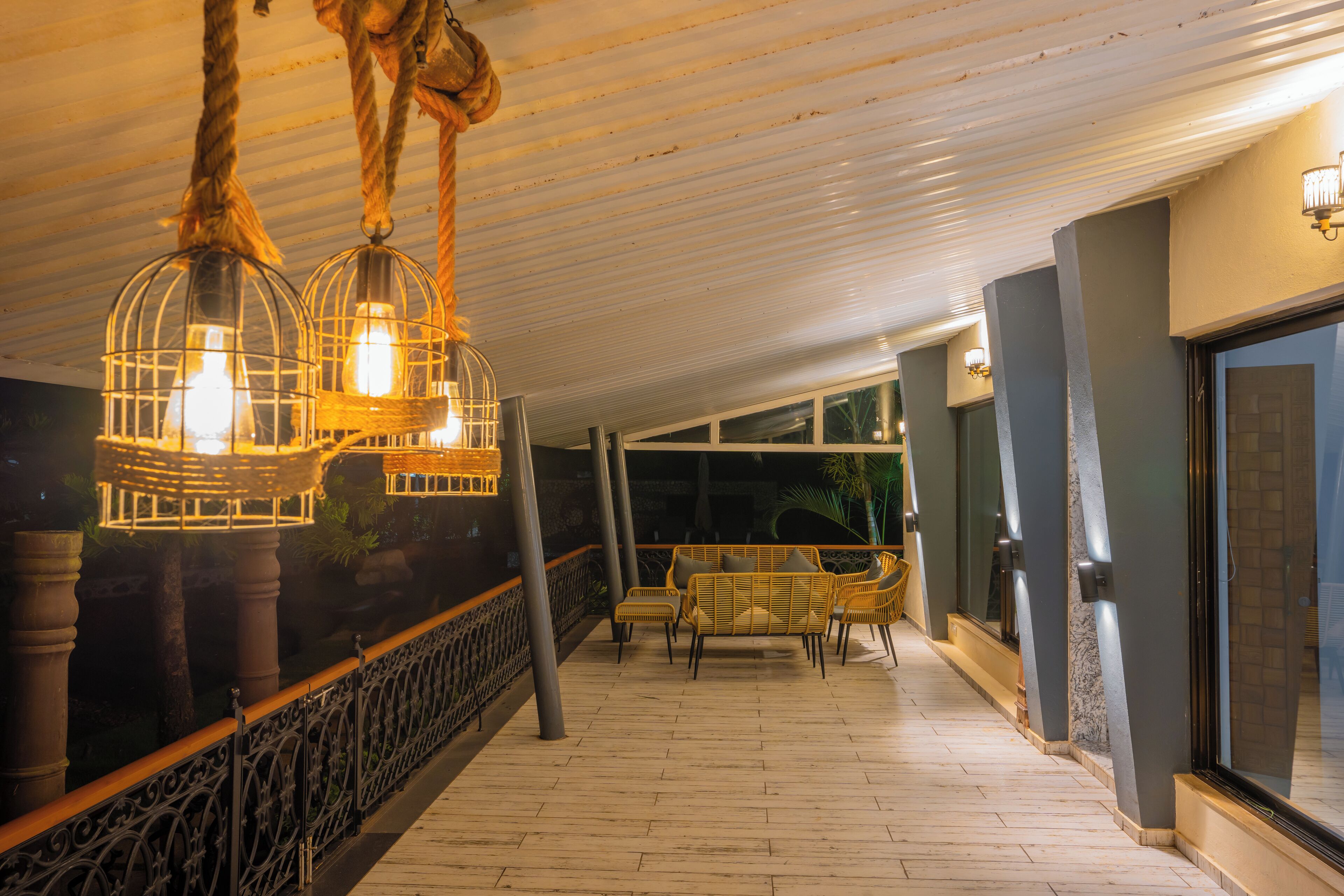 Vila exclusiva, vista para o jardim | Terraço/pátio