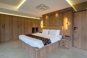 Superior Villa, Garden View | Premium bedding, desk, iron/ironing board, rollaway beds - ELIVAAS Energise Soul Retreat (Trimbak)