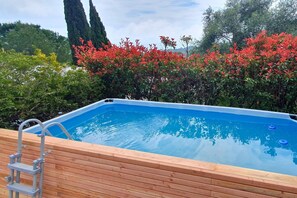 Pool - Poolside Apartment in Italian Villa (San Lorenzo - Civezza)