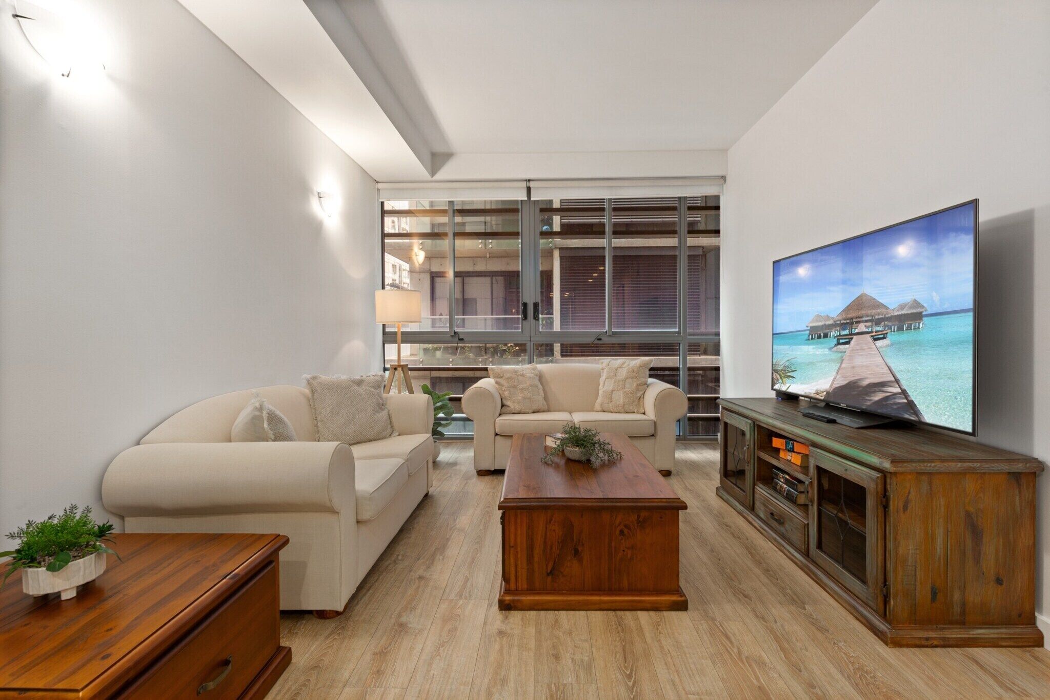 TV connectée, espaces bureaux