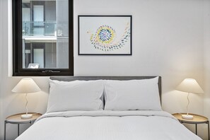 2 habitaciones, tabla de planchar con plancha y acceso a internet 