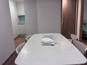 Dining - Charming 2 Bedroom Apartment in Heart of Phrom Phong (Bangkok)