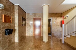 Interior - Apartment near the Beach and Supermarket (Cullera)