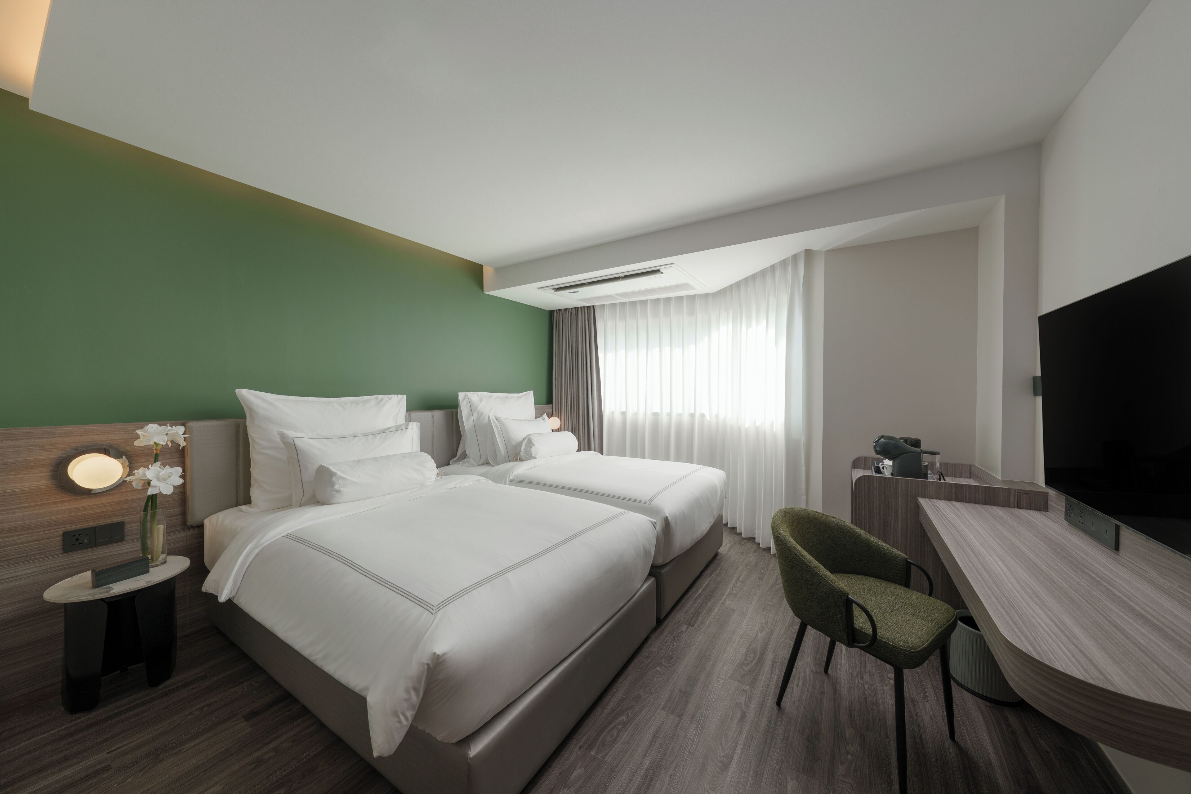 In-room safe, laptop workspace, free WiFi