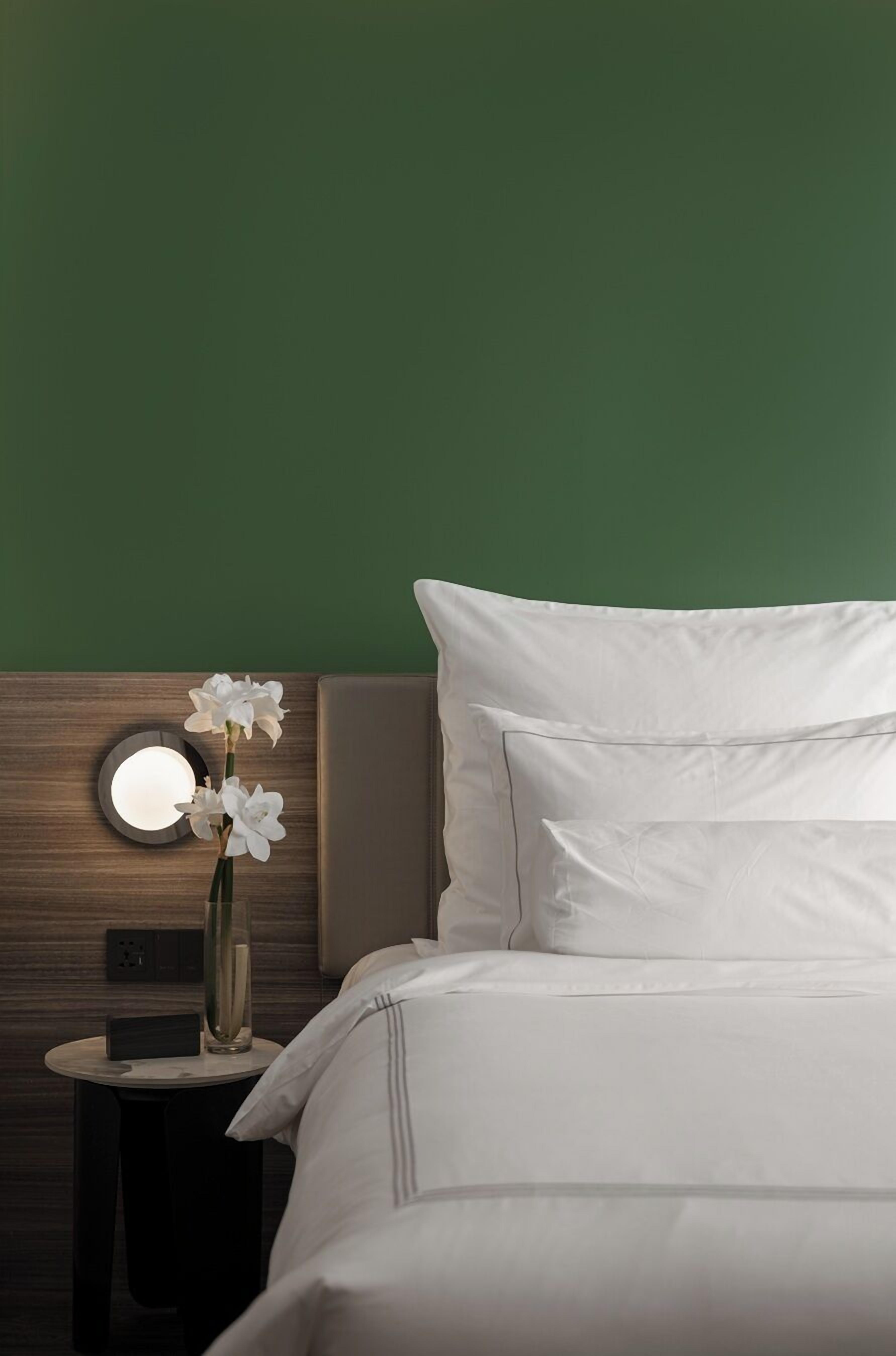 ตู้นิรภัยในห้องพัก, พื้นที่ทำงานแบบใช้แล็ปท็อป, Wi-Fi ฟรี