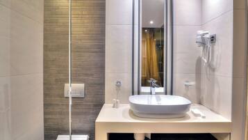 HÄrtork, handdukar och toalettpapper