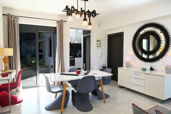 House, Garden View | Dining room - Hydra House Nafplio (Mili)