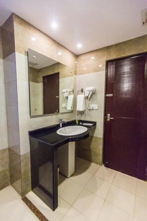 Deluxe Twin Room | Free WiFi - Hotel Kausi (Pokhara)