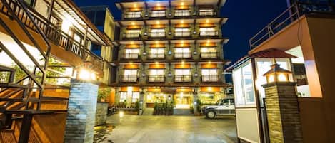 Fachada de la propiedad