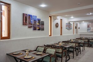 Gratis morgenmadsbuffet hver dag