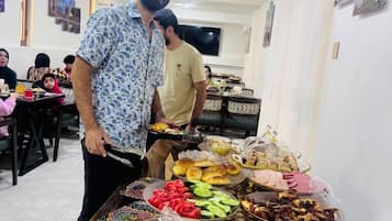 Free daily buffet breakfast