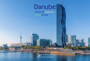 Basic Apartment | City view - Elegant 2BR 1LR Modern Apt Donaustadt (Wien)