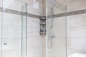 Basic Apartment | Bathroom - Elegant 2BR 1LR Modern Apt Donaustadt (Vienna)