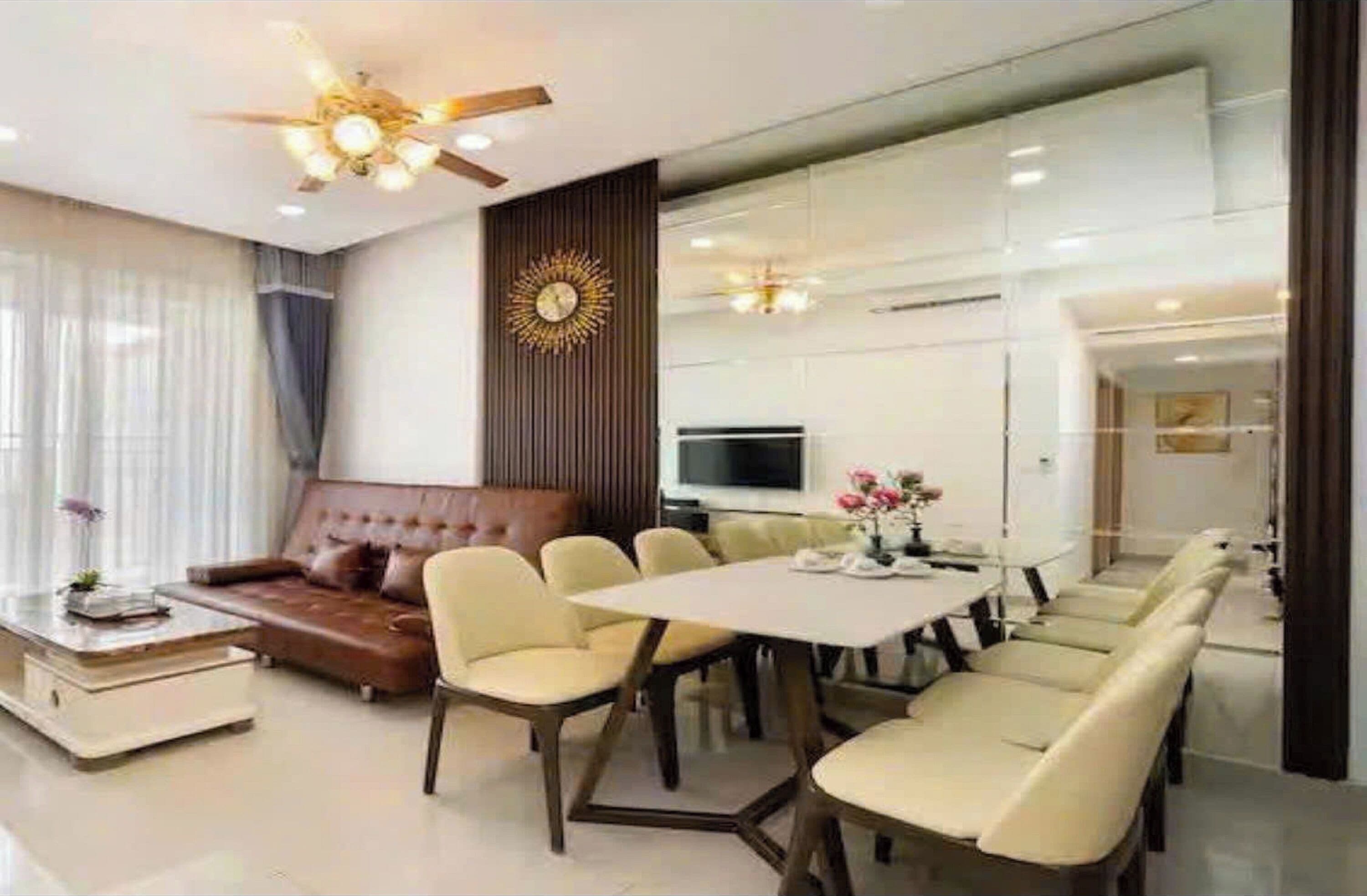 Suite Familiale, 3 chambres, accès au salon club, vue ville