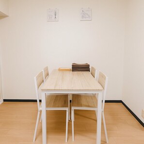 Dining - XeroB HOUSE FLOLIA403 (Osaka, Naniwa Ward, Nanbanaka)